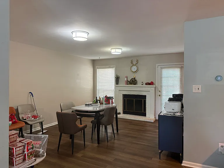4 Kensington Ct — Photo 3