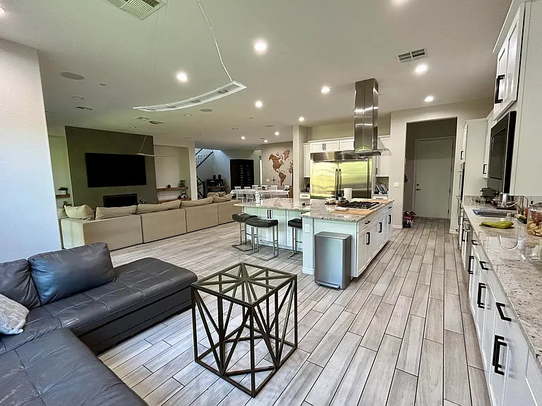 2830 Athena Hill Ct — Photo 6