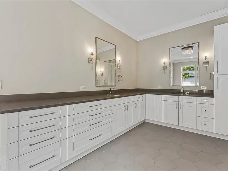 481 W Davis Blvd — Photo 33