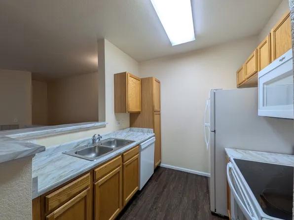 911 S Zeno Way Unit 202, Aurora, CO 80017