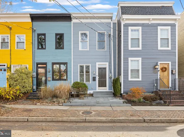 227 N West St, Alexandria, VA 22314