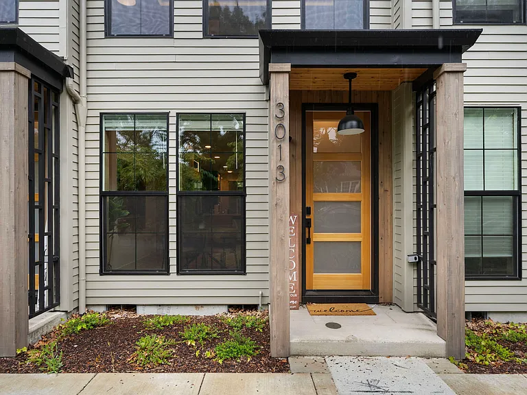 3013 NE Ainsworth St — Photo 9