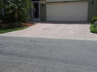 8029 Via Hacienda, Riviera Beach, FL 33418