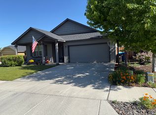 3239 SW Obsidian Ct, Redmond, OR 97756