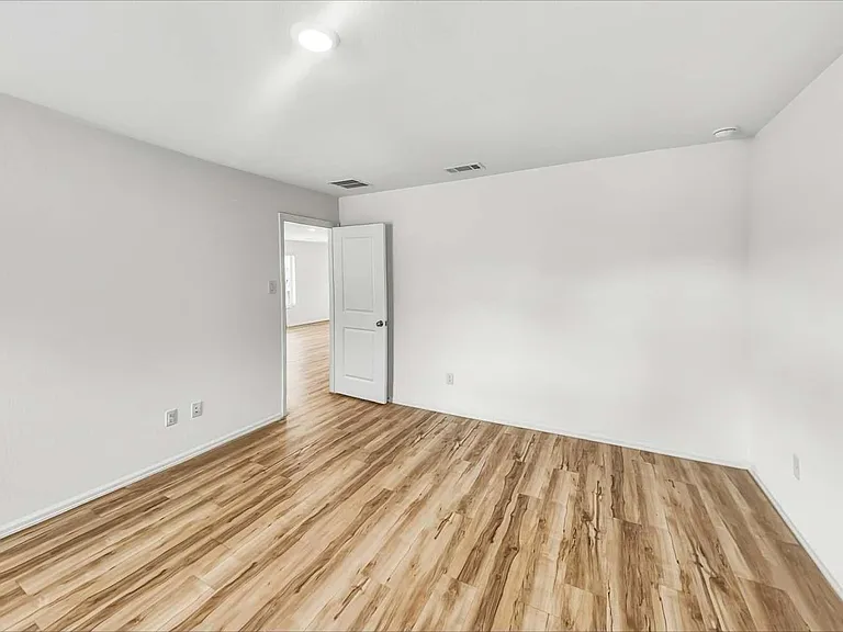 22259 Stoney Ravine Dr — Photo 7