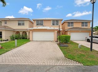 7165 Sienna Ridge Dr, Lauderhill, FL 33319