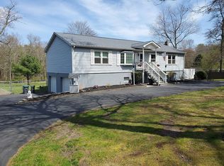 309 Route 590, Greeley, PA 18425