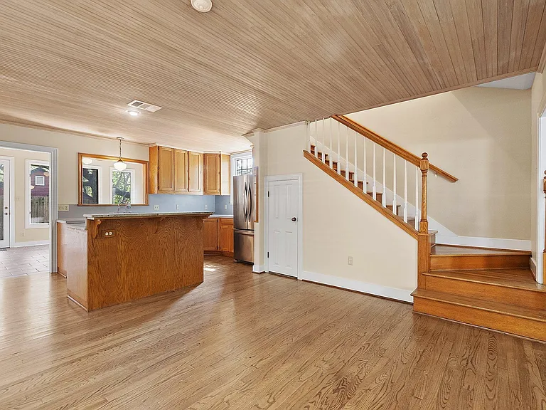 1700 Virginia Ave — Photo 7