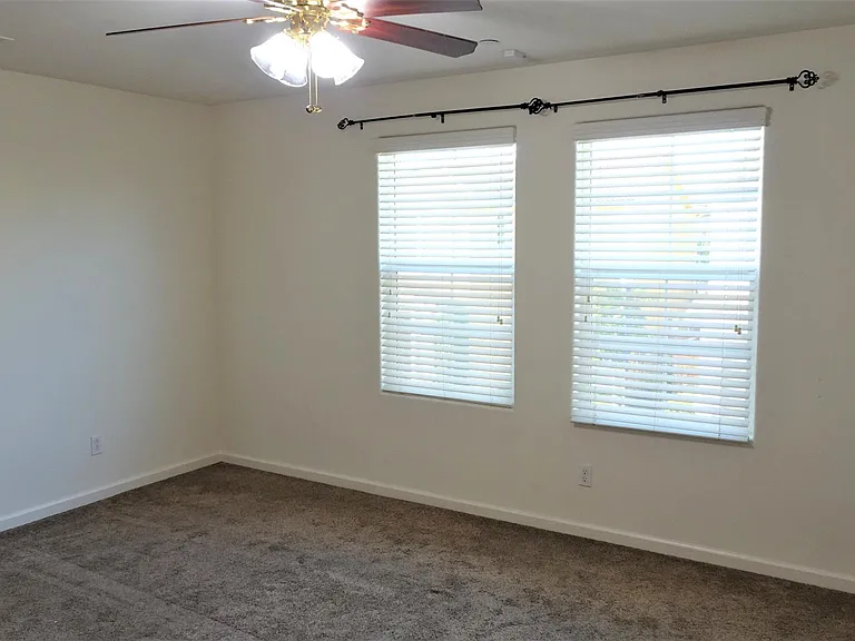 3656 Richmond Ave — Photo 9