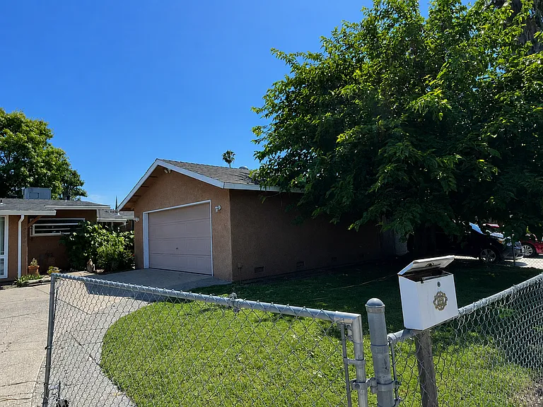 2160 62nd Ave — Photo 8