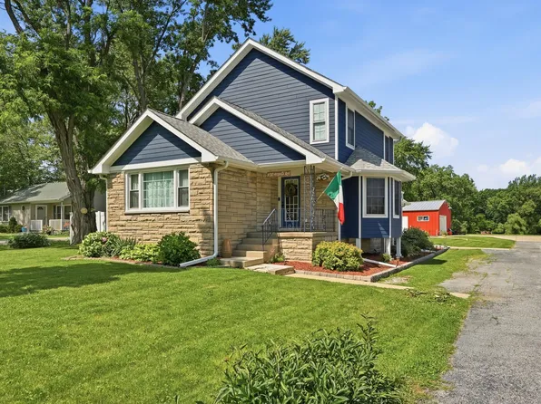 8620 Marquette Rd, Schererville, IN 46375