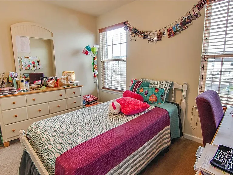 506 Broadmore Ln — Photo 12