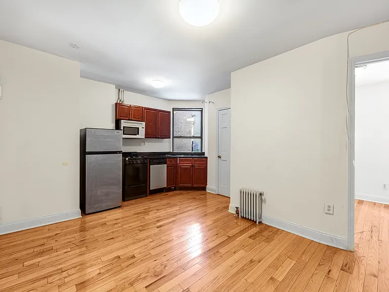 140 Orchard St #10A — Photo 11