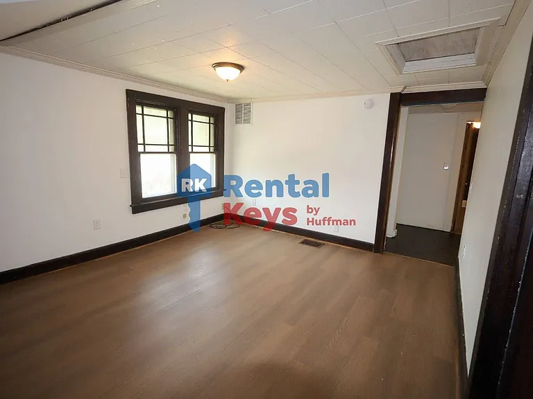 2600 N Heidelbach Ave — Photo 16