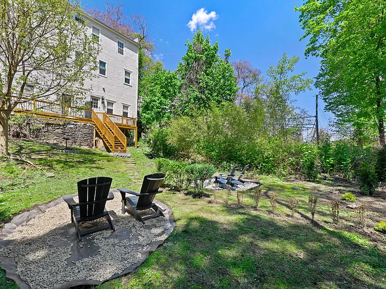 300 Bruce Park Ave #2 — Photo 28