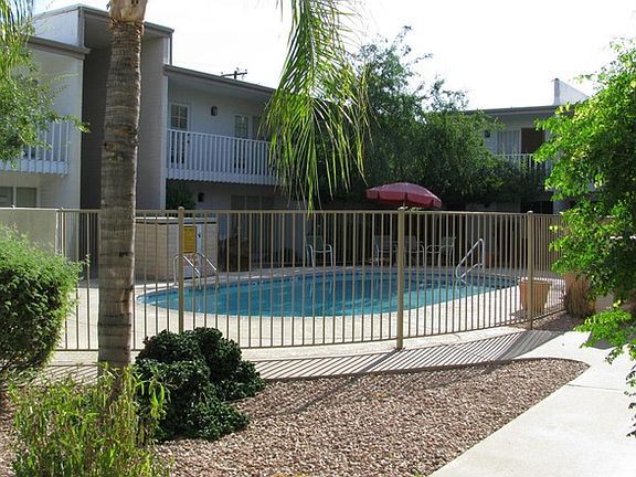 5th image of 1828 W Tuckey Ln Unit 15