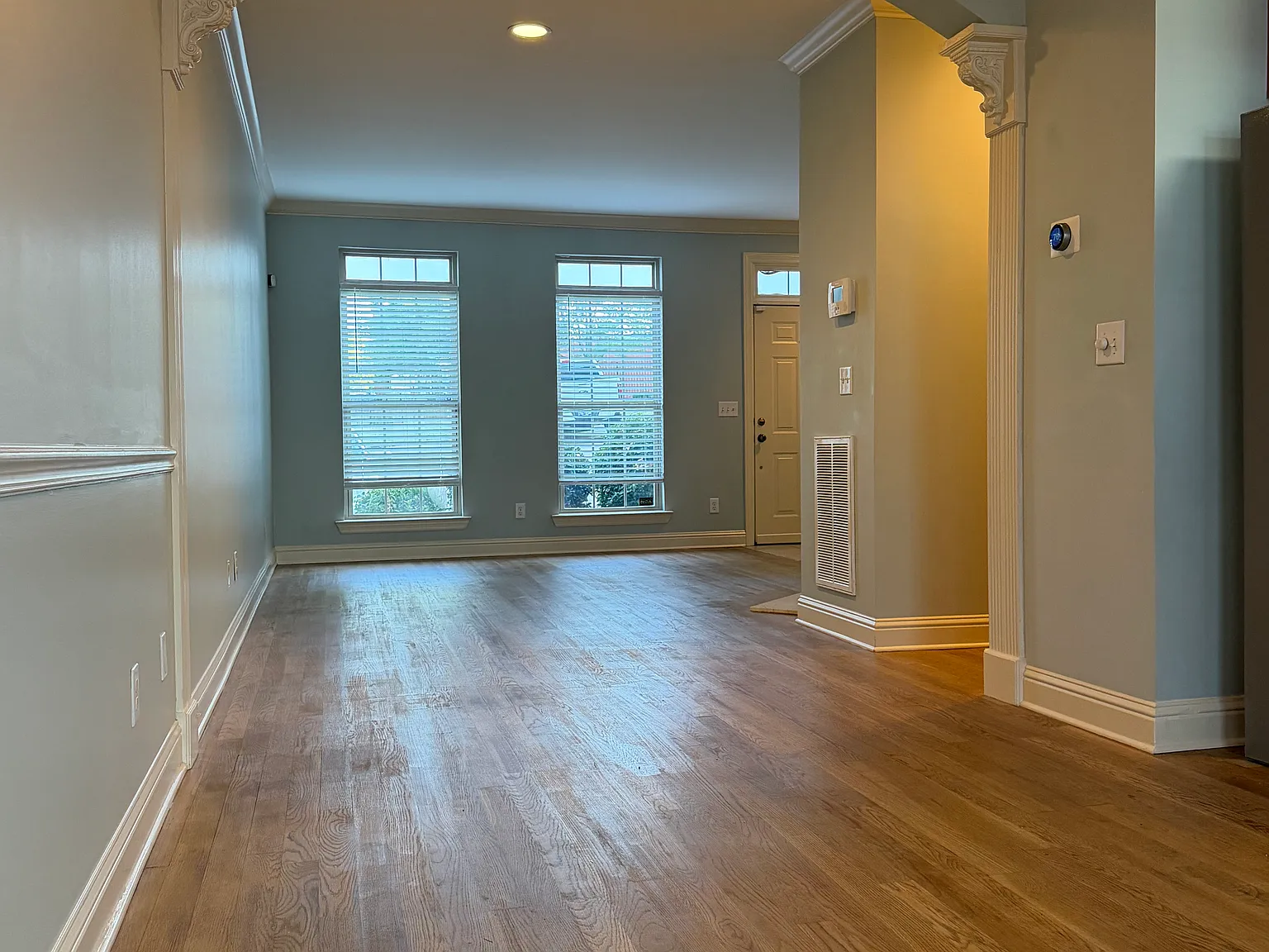 2 bed, 1332 sqft, $2,295 — Photo 3