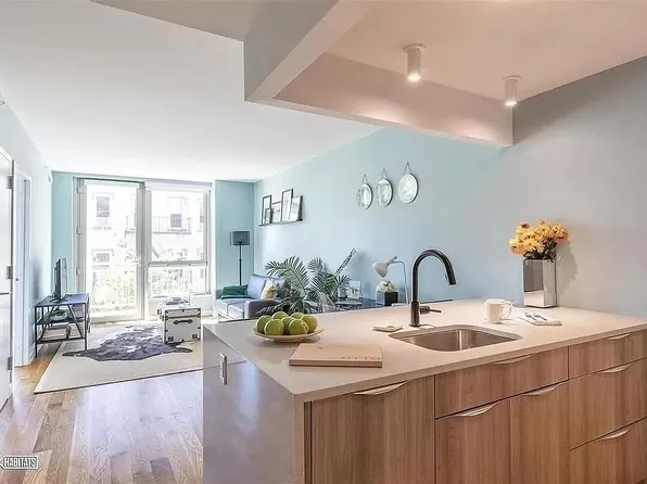 211 Mcguiness Boulevard image 5 of 15