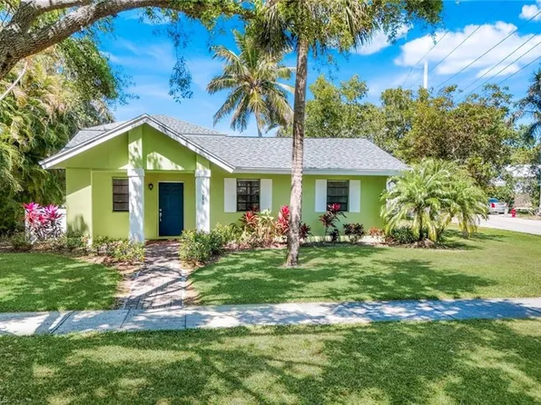 1275 8TH AVE N, NAPLES, FL 34102