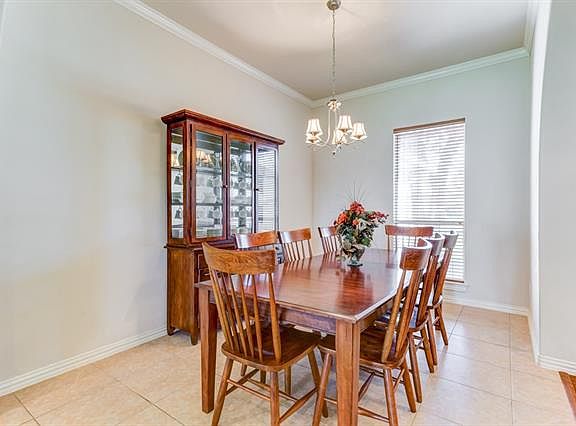 5th image of 6948 Katherine Ct
