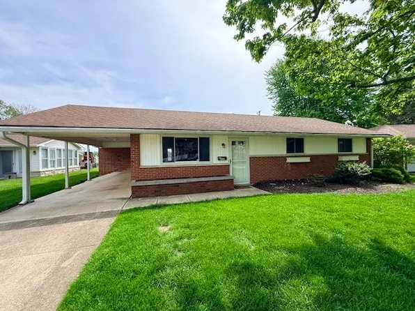 302 Kenyon Dr, Wilmington, OH 45177