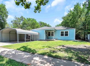 1640 S Edgemoor St, Wichita, KS 67218