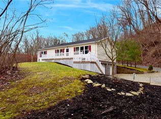 201 Challenge Ln, Cheswick, PA 15024
