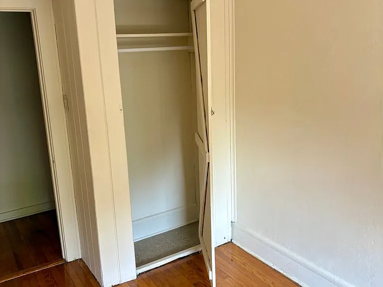 10 Hasbrouck Ave — Photo 12