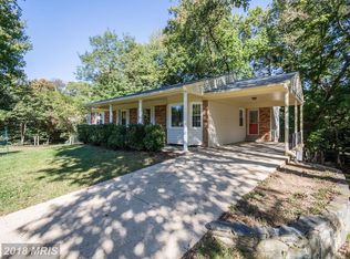 915 Park Ter, Fort Washington, MD 20744