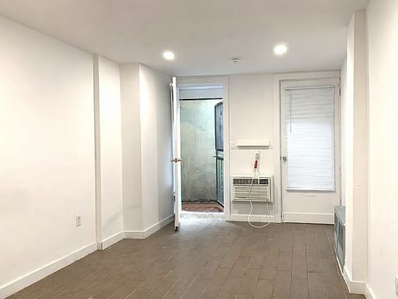 2nd image of 206 E 81st St APT 2B