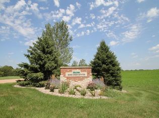 4176 Golfview Dr, Jordan, MN 55352