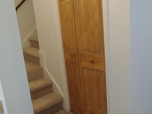 5th image of 2032 Elmhurst Ln