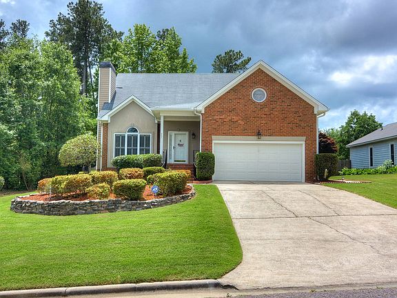 2nd image of 257 High Chaparral Dr
