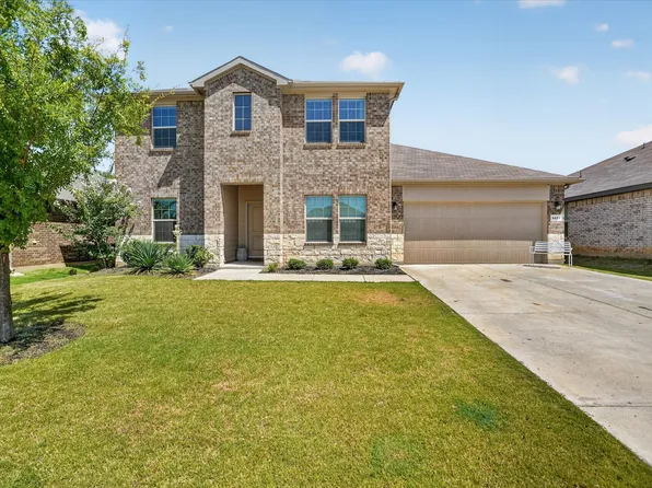 1425 Bennett Dr, Burleson, TX 76028