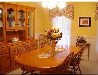 2nd image of 21 Heritage Ct