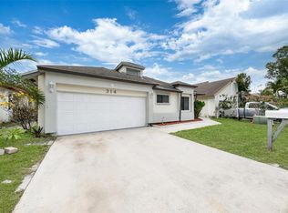 314 Bishop Rd, Pompano Beach, FL 33068