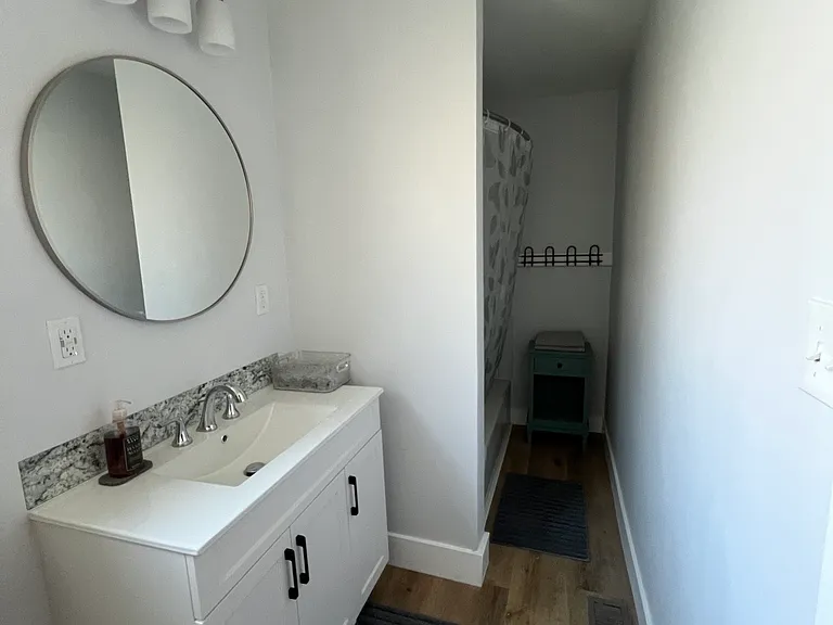 54 N Ermine St #1 — Photo 3
