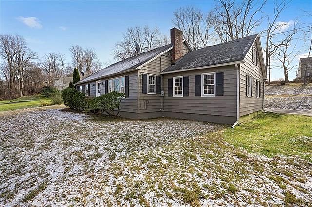 1st image of 2711 Bushkill Dr