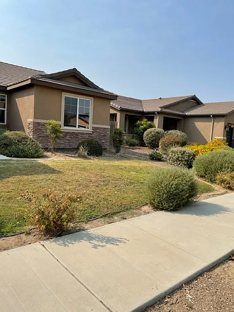 2859 S Oakhurst Ct. - 1 — Photo 2