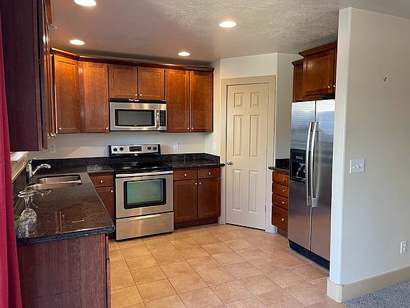 2nd image of 2013 N Belmont Dr #1