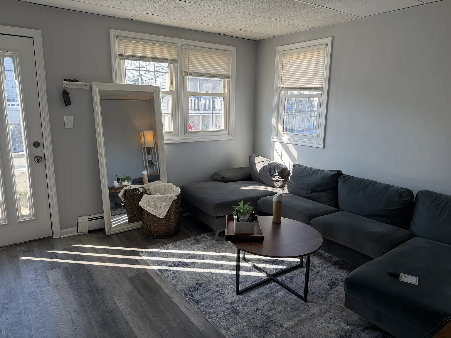 2 bed, $3,100 — Photo 2