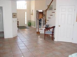 8620 Stone Oak Dr, Holland, OH