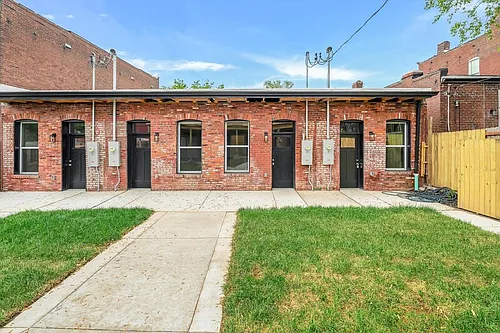 3324 Michigan Ave Photo 1