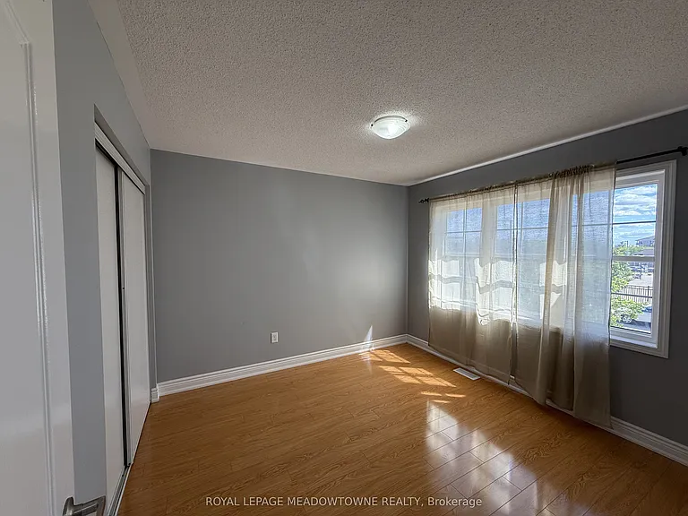 45 Bleasdale Ave — Photo 14
