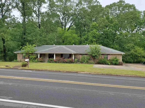 1014 N 26th St, Arkadelphia, AR 71923