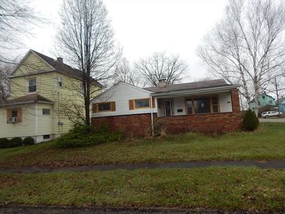 84 Regent St, Campbell, OH, 44405