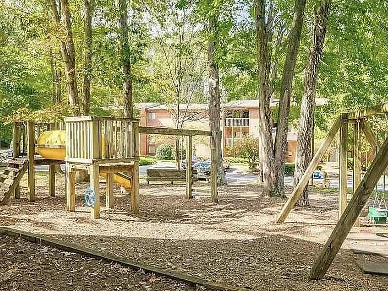 127 Turtle Creek Rd #9 — Photo 5