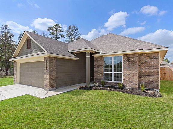 2nd image of 116 Laurel Oak Dr