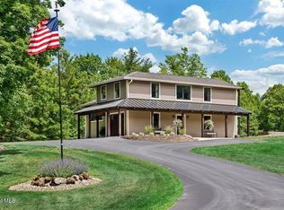 88 Garner Road, Averill Park, NY 12018