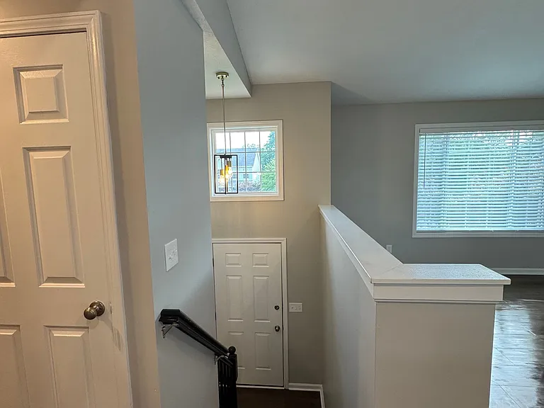1224 Farmcrest Dr — Photo 5